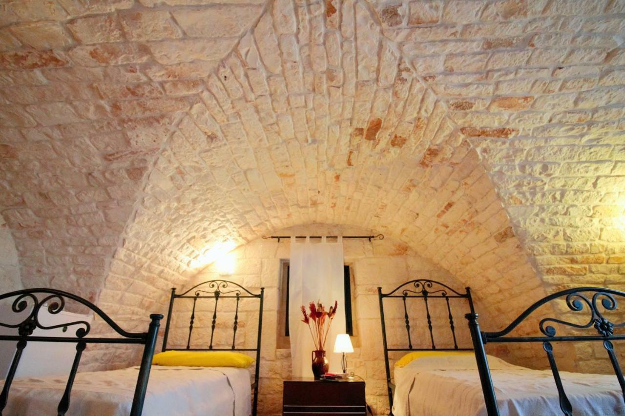 Maison Milleottocento Чистернино Екстериор снимка